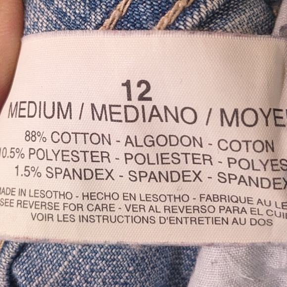 Gloria vanderbilt Amanda Light Wash 12 long straight leg stretchy jeans - Picture 7 of 7